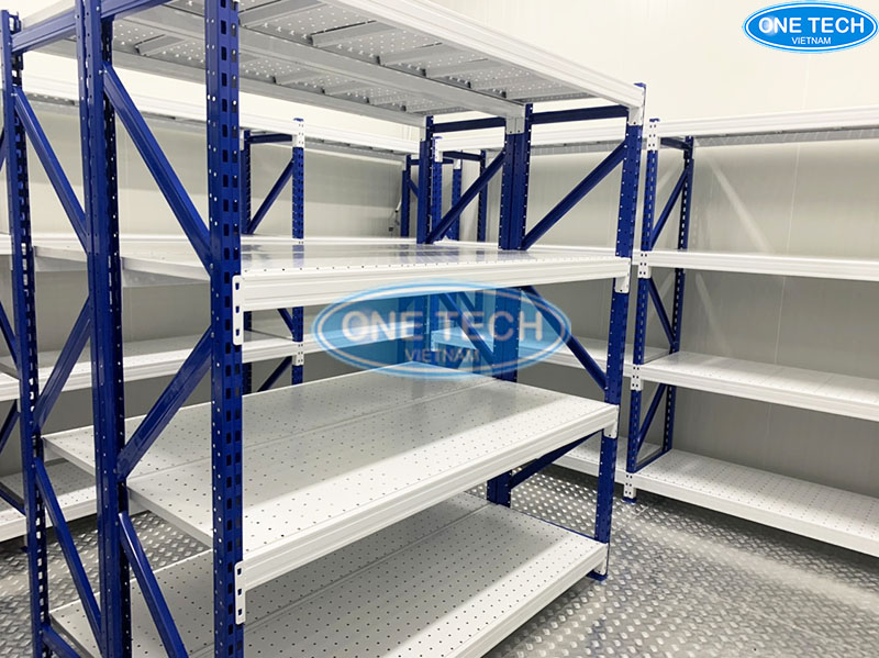 Lắp đặt kệ kho trung tải tại Sóc Trăng