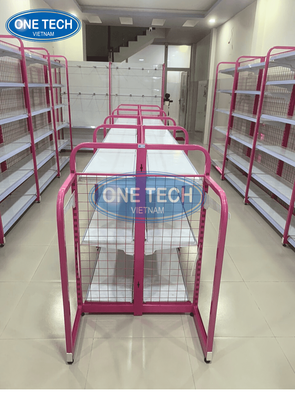 Kệ đôi lưng lưới có khung sắt bo góc tại Shop Bé Tuệ