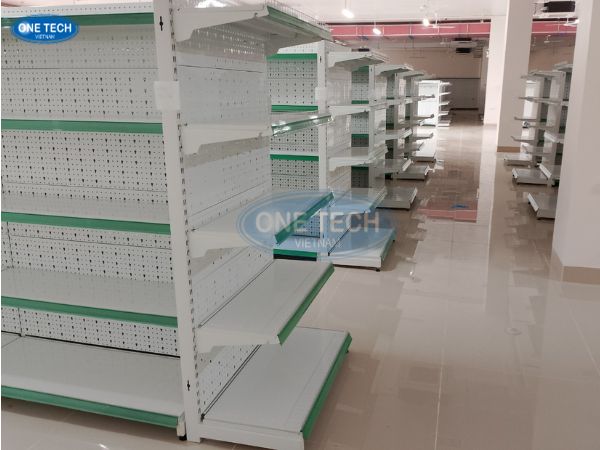 Kệ bày hàng của One Tech lắp đặt cho dự án