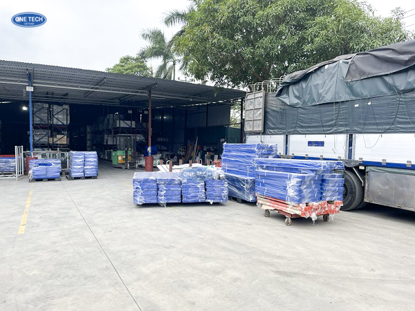 Tập Đoàn One Tech - đơn vị cung cấp và sản xuất kệ bán rau củ hàng đầu Việt Nam