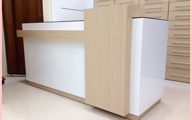 Quầy tính tiền đã qua sử dụng nhưng vẫn còn mới