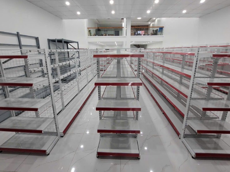 Quy trình sản xuất kệ siêu thị chuẩn gồm 5 bước