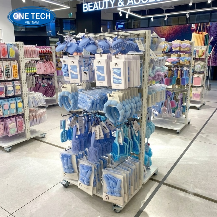 Kệ lưng lưới dùng móc treo sắt