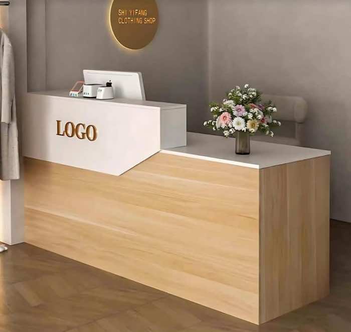 Bàn thu ngân bằng gỗ tự nhiên đẹp tốt