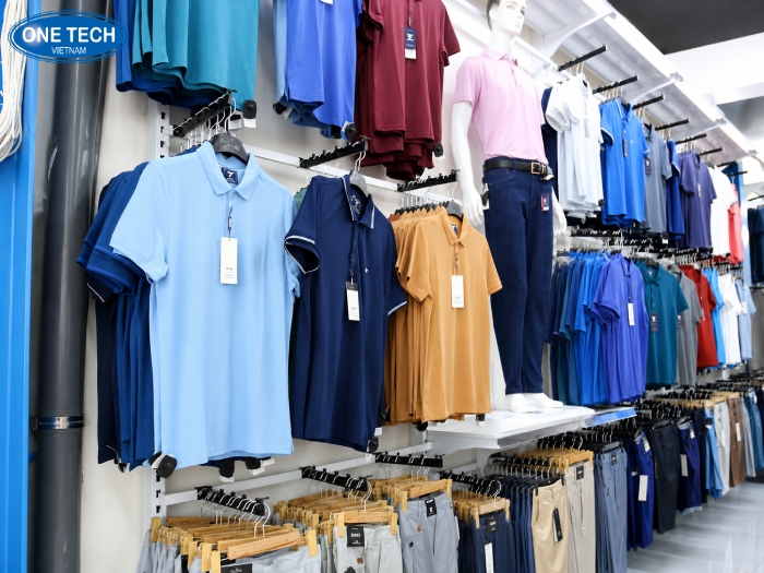 ke treo quan ao shop thoi trang tai son la