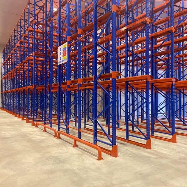 Kệ hoạt động theo nguyên tắc LIFO (Last In – First Out)