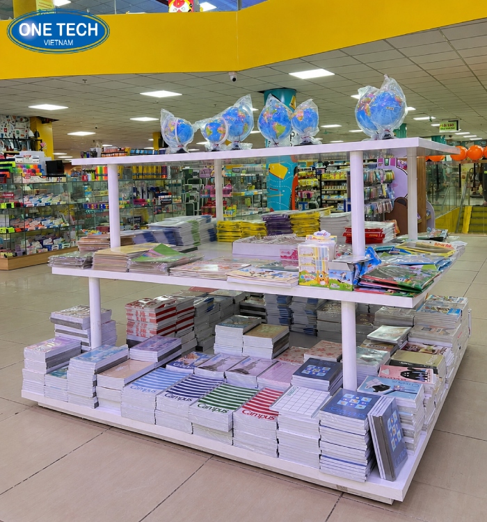 Kệ bày sách vở báo tạp chí
