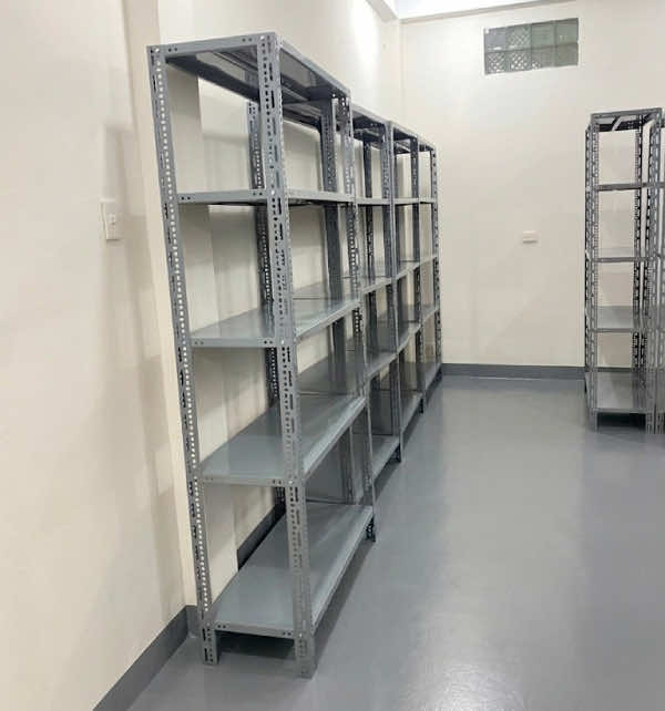 Lớp sơn tĩnh điện dày, sơn phủ nên khó xước bong
