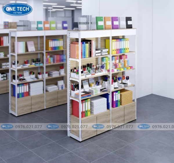 Kệ để sách trong cửa hàng văn phòng phẩm