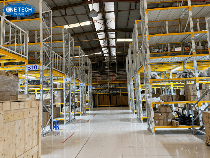 lap dat ke kho hang cty dvu o to carpla 1500m² 2