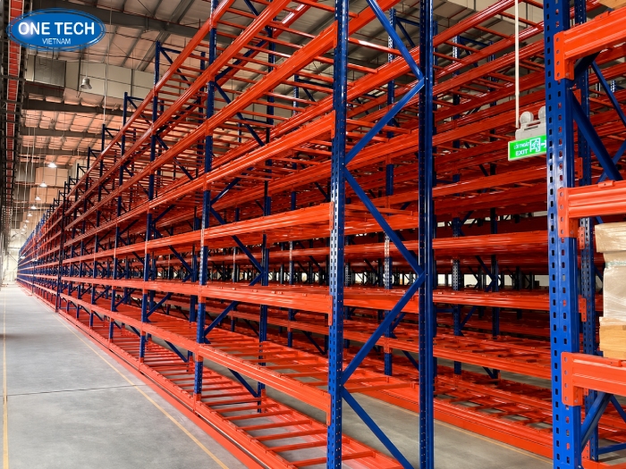 Kệ công nghiệp công ty Boltun Quảng Ninh