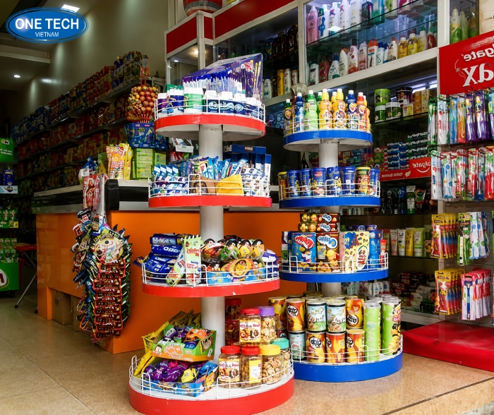 Ụ tròn bày bánh kẹo tiệm tạp hóa