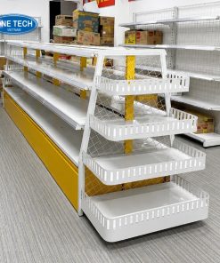 Kệ rổ mỳ đặt đầu dãy